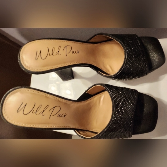 Black Sequin open toe heels - Picture 2 of 4